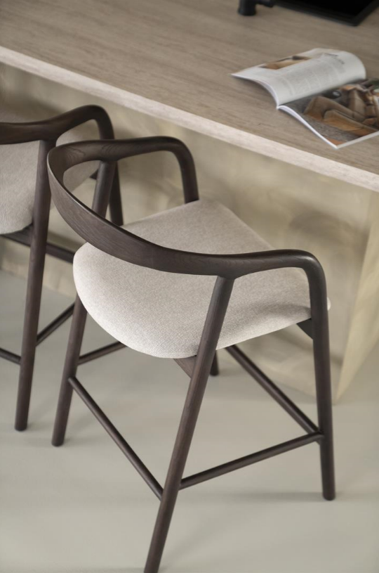 Bar Chair