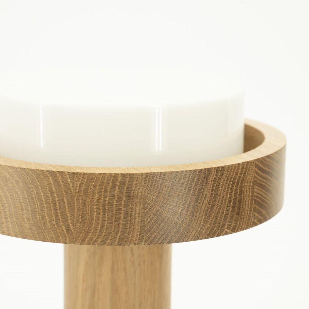 Oaka table lamp