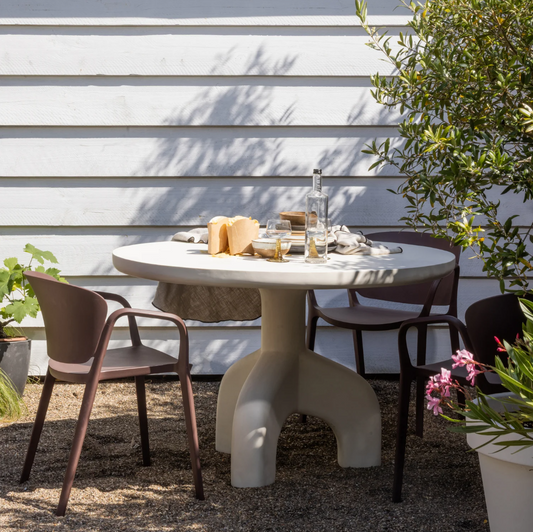 Luna Garden table