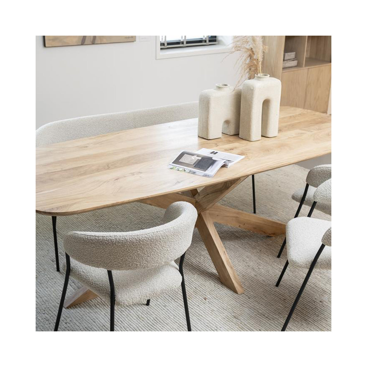 Nikki 280×100 cm